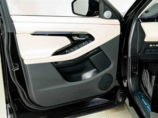 Land Rover Range Rover Evoque — Фото автомобиля 16
