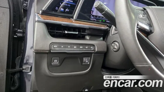 Cadillac Escalade Escalade 5 поколение — Фото автомобиля 29