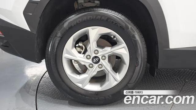 Hyundai Tucson Tucson (NX4) Бензин 1.6 турбо 2WD — Фото автомобиля 5