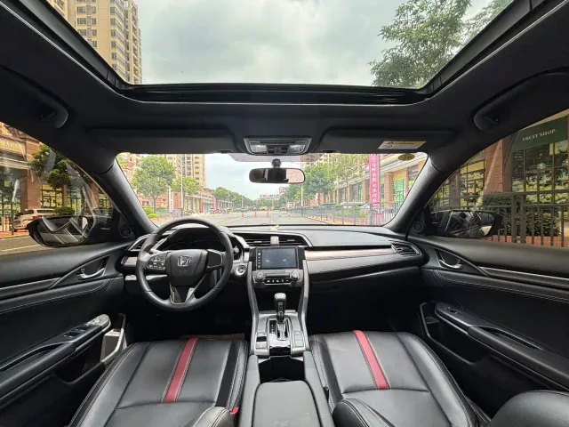 Honda Civic — Фото автомобиля 9