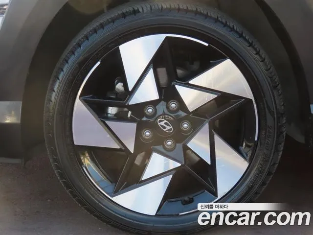 Hyundai Kona — Фото автомобиля 20