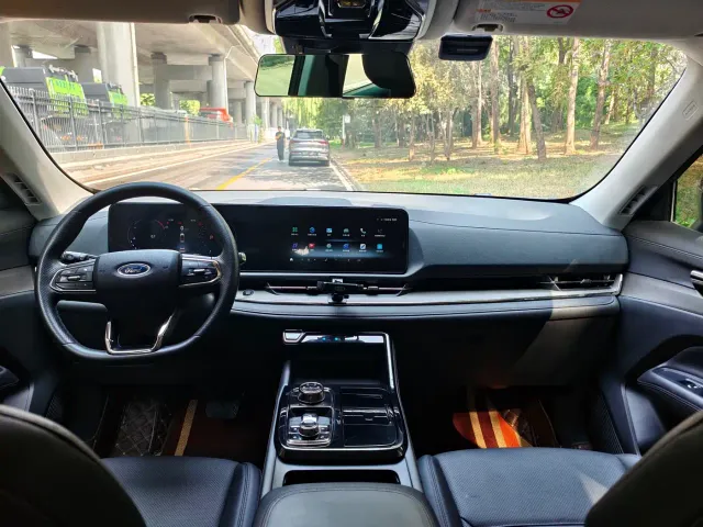 Ford Lingrui — Фото автомобиля 12