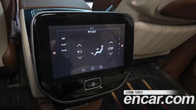 Kia Canival Новый Carnival 4 поколение Бензин 9 мест Hi-Limousine (Спецкузов) — Фото автомобиля 25