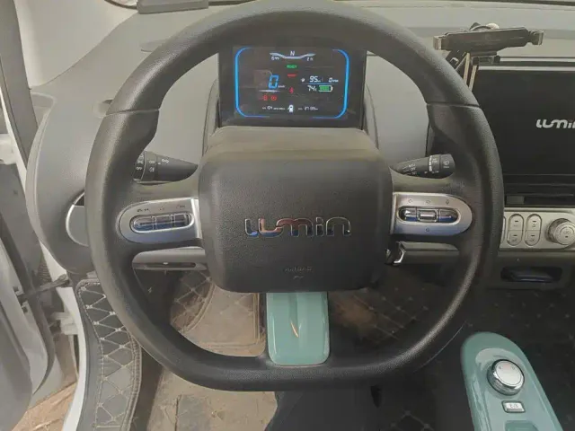 Changan Lumin — Фото автомобиля 15