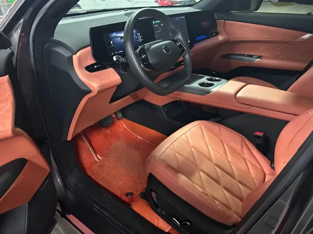 Changan CS75 Plus — Фото автомобиля 10