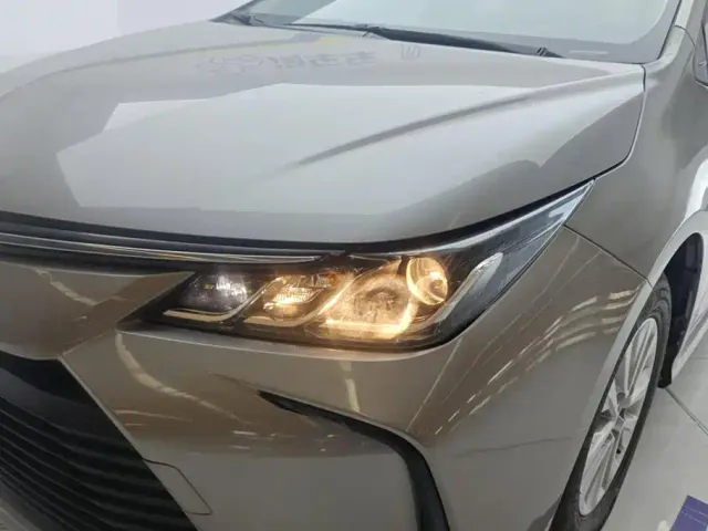 Toyota Corolla — Фото автомобиля 5