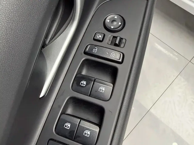 Hyundai Elantra — Фото автомобиля 8