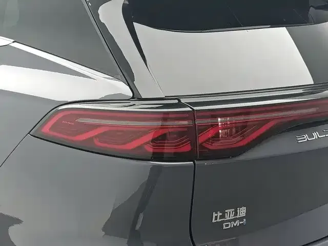 BYD Tang — Фото автомобиля 7