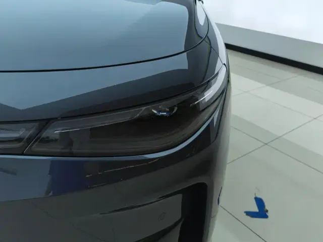 Leapmotor C10 — Фото автомобиля 5
