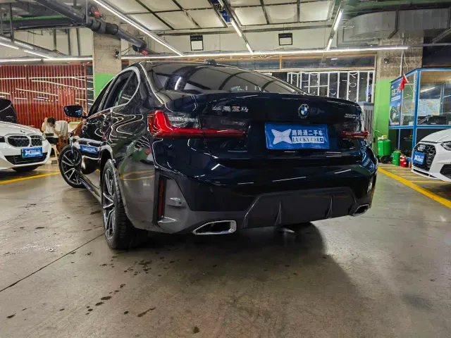 BMW 3 Series — Фото автомобиля 6