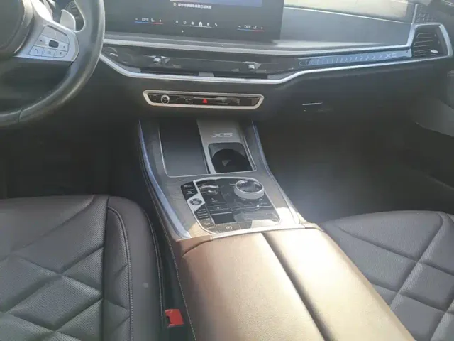 BMW X5 — Фото автомобиля 13