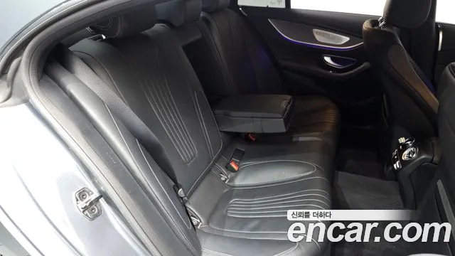 Mercedes-Benz CLS-Class — Фото автомобиля 10