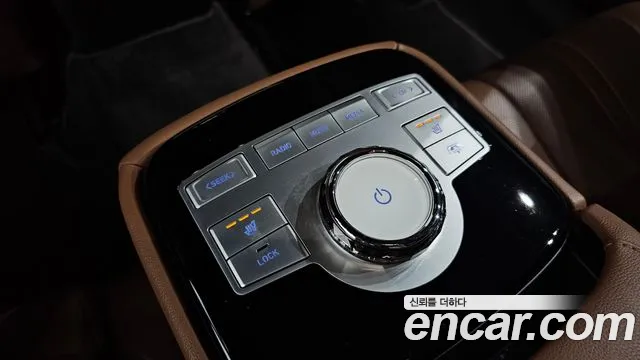 Genesis G80 RG3 — Фото автомобиля 19