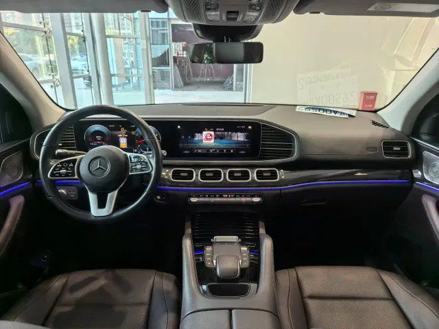 Mercedes-Benz GLE-Class — Фото автомобиля 13