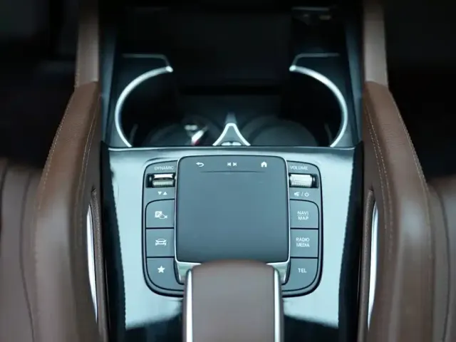 Mercedes-Benz GLE-Class — Фото автомобиля 12