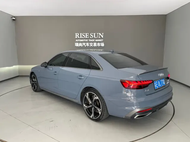 Audi A4L — Фото автомобиля 6