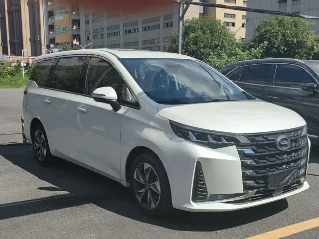 GAC Trumpchi M6 — Фото автомобиля 3