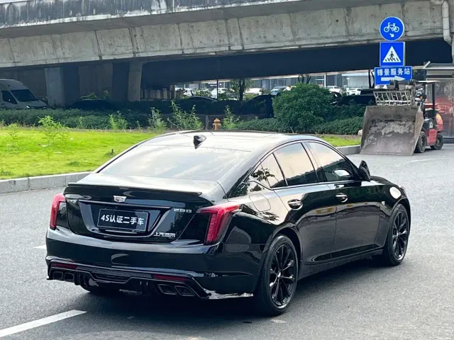 Cadillac CT5 — Фото автомобиля 4