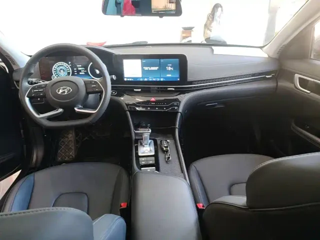 Hyundai Mistra — Фото автомобиля 9