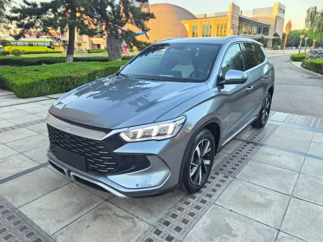 BYD Song Pro — Фото автомобиля 3