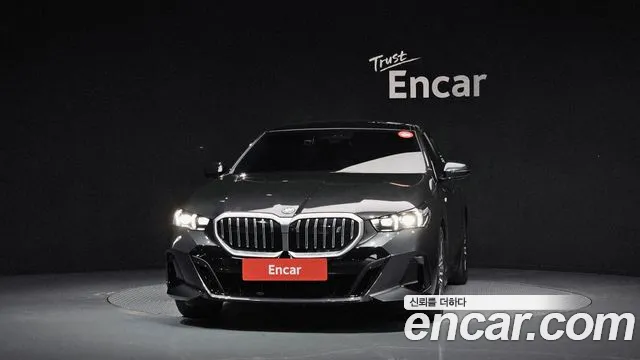 BMW i5 G60 — Фото автомобиля 3