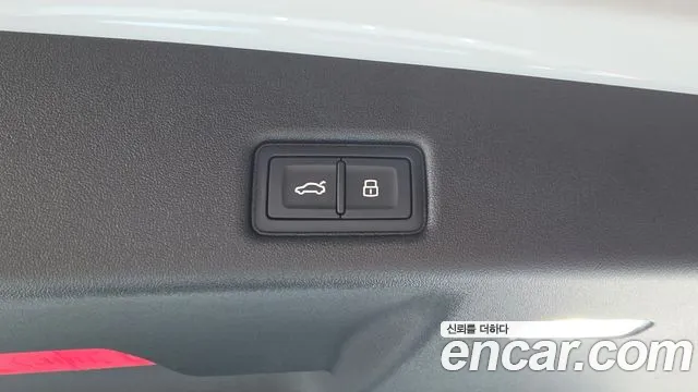 Audi Q5 45 TFSI quattro Sportback S Line — Фото автомобиля 13
