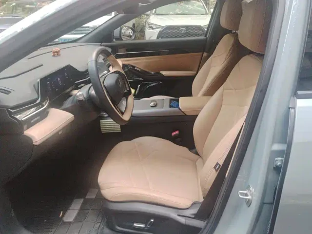 Geely Galaxy L6 — Фото автомобиля 9