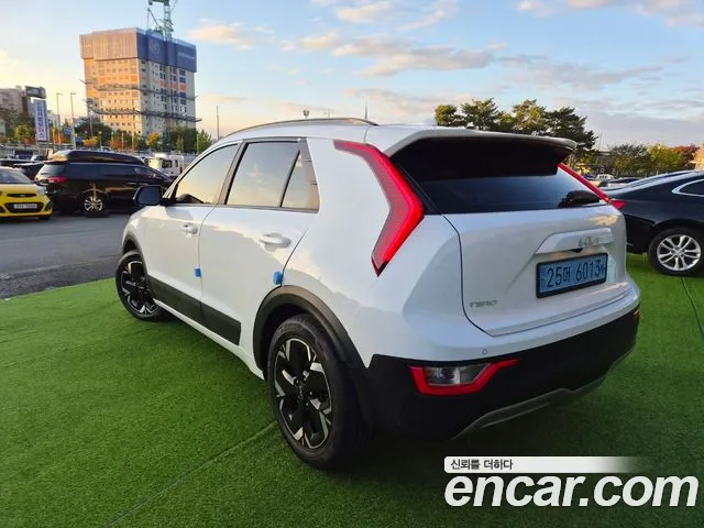 Kia Niro New — Фото автомобиля 4