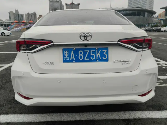 Toyota Corolla — Фото автомобиля 5