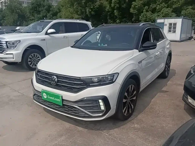 Фотография автомобиля — Volkswagen T-Roc