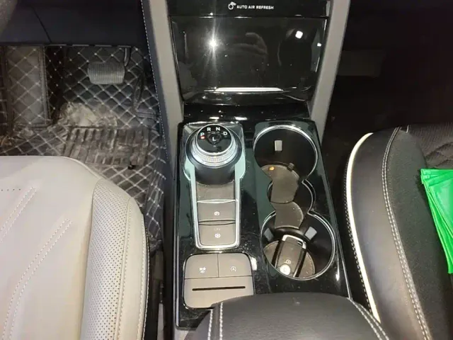 Ford Escape — Фото автомобиля 13