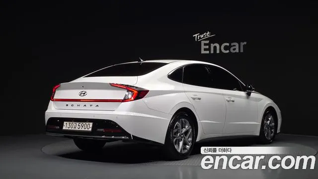 Фотография автомобиля — Hyundai Sonata DN8