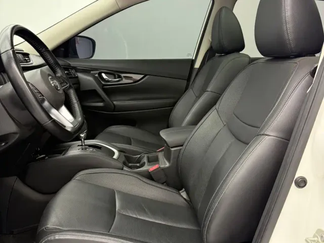 Nissan X-Trail — Фото автомобиля 11
