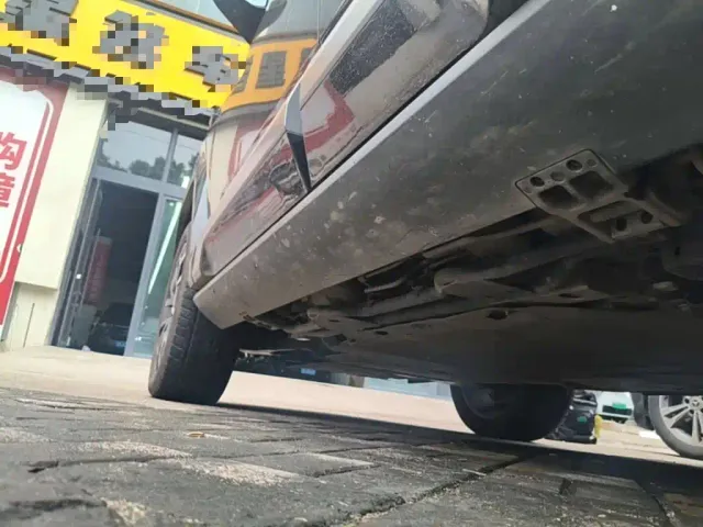 BYD FangChengBao Leopard 8 — Фото автомобиля 21