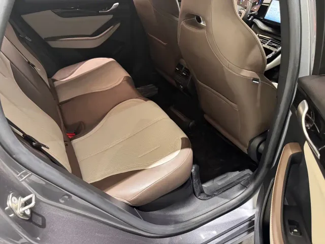 BYD Qin PLUS — Фото автомобиля 17