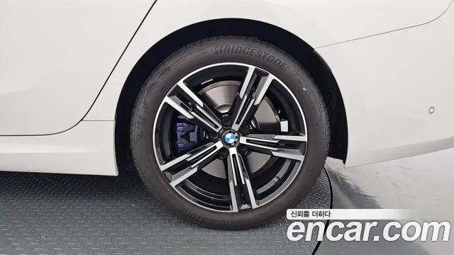 BMW 3-Series 3 серия (G20) 320i M Sport — Фото автомобиля 18
