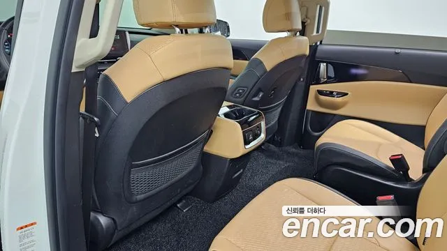 Kia Carnival 4th Gen — Фото автомобиля 27