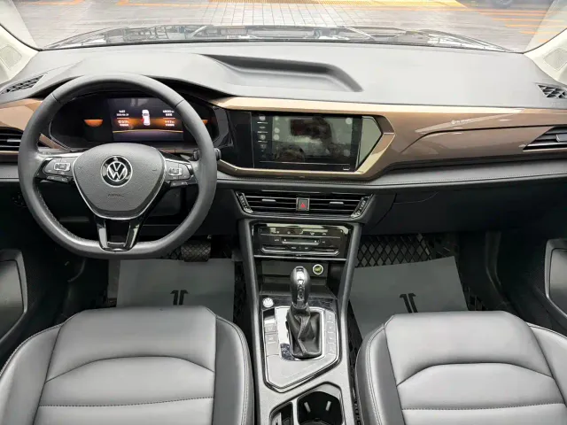 Volkswagen Tharu — Фото автомобиля 9