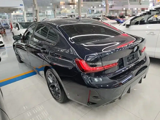 BMW 3 Series — Фото автомобиля 4