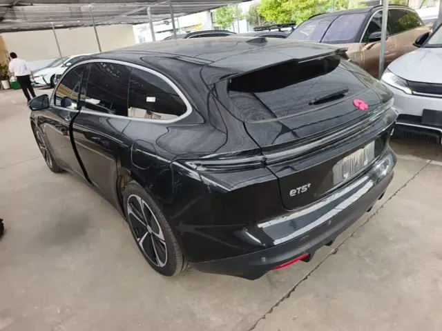 Nio ET5 Touring — Фото автомобиля 4