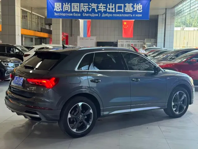 Audi Q3 — Фото автомобиля 3
