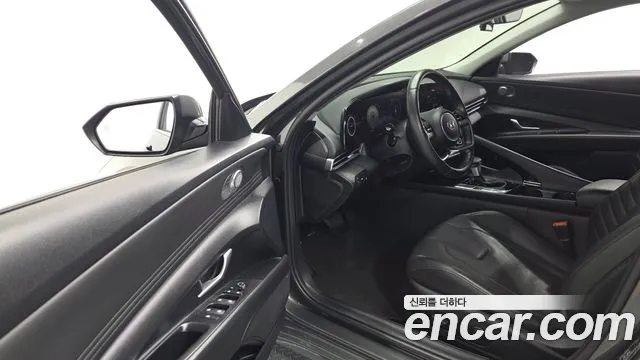Hyundai AVANTE — Фото автомобиля 9