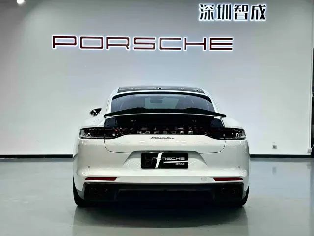 Porsche Panamera — Фото автомобиля 8