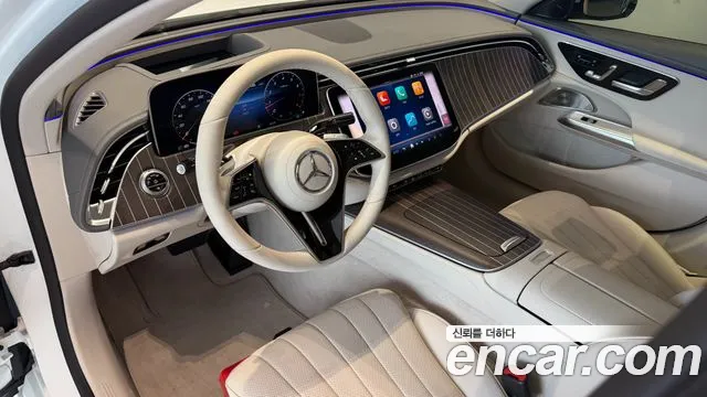 Mercedes-Benz E-Class — Фото автомобиля 12