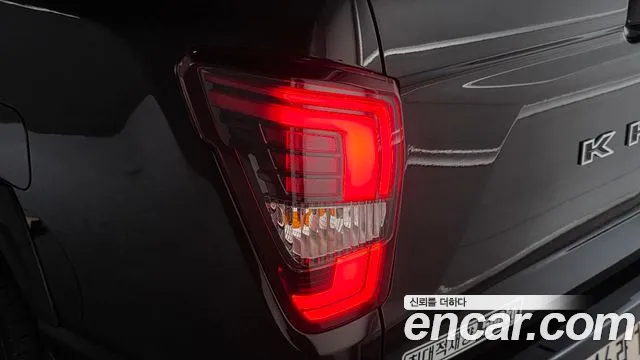 KG_Mobility_Ssangyong Rexton Новый Rexton Sport Khan Дизель 2.2 4WD — Фото автомобиля 18