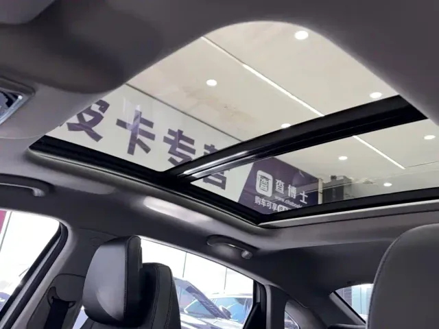 Changan Lamore — Фото автомобиля 14