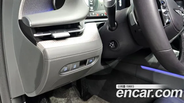 Genesis G90 Бензин 3.5 турбо AWD — Фото автомобиля 20