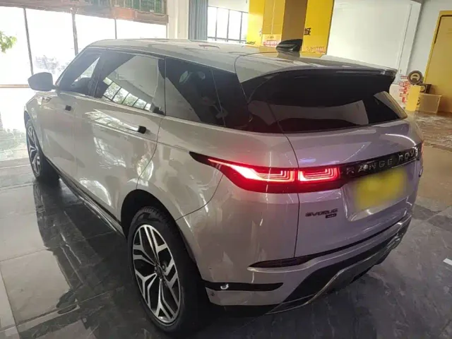 Land Rover Range Rover Evoque — Фото автомобиля 4