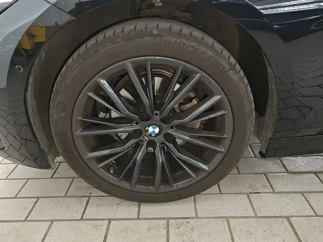 BMW 3 Series — Фото автомобиля 22