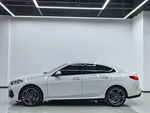 BMW 2 Series — Фото автомобиля 3